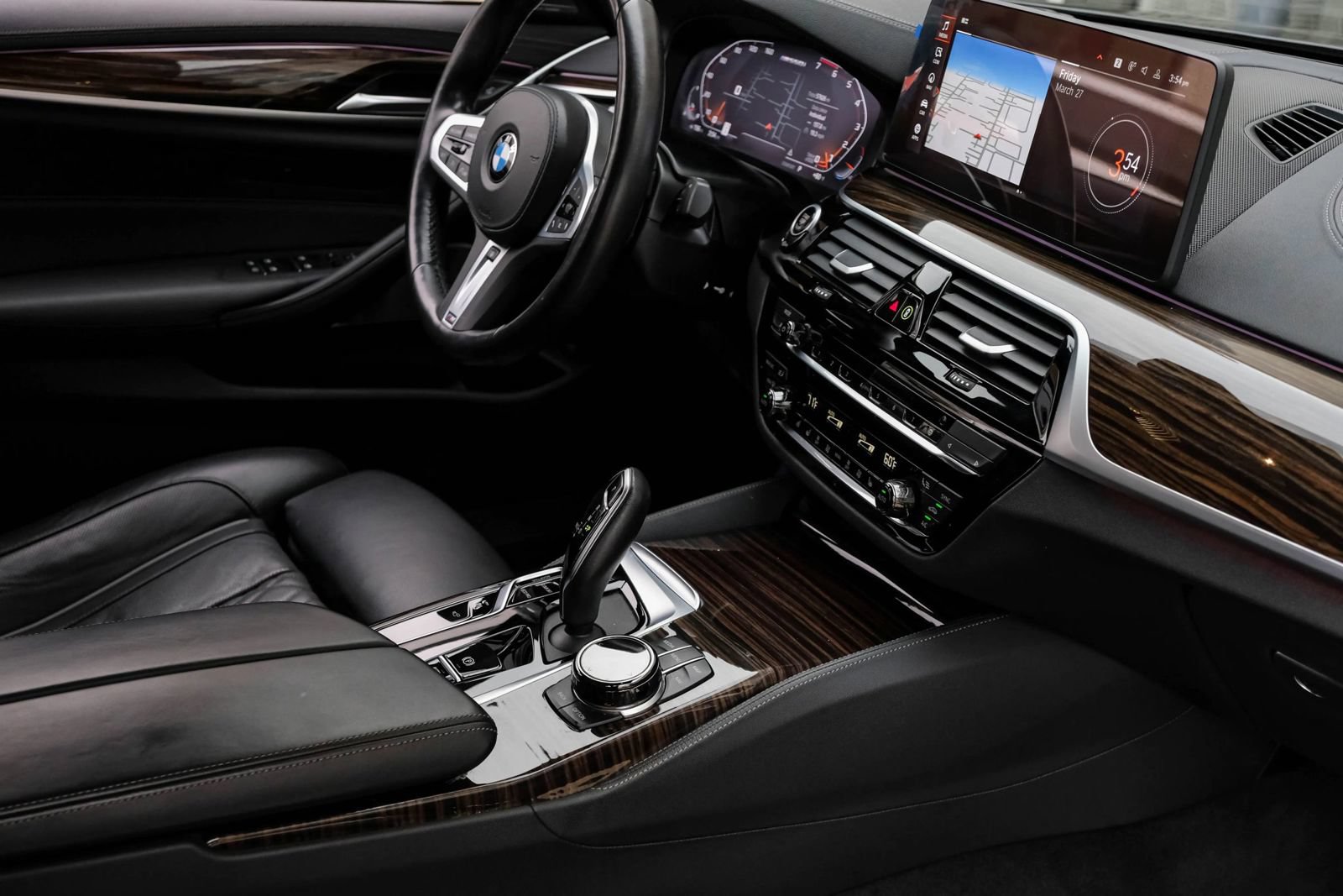 Used 2023 BMW M550i xDrive w/ Executive Package AWD/4WD image 34