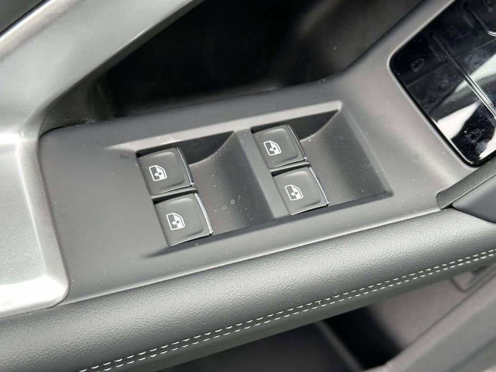 Used 2025 Audi Q5 Prestige image 20