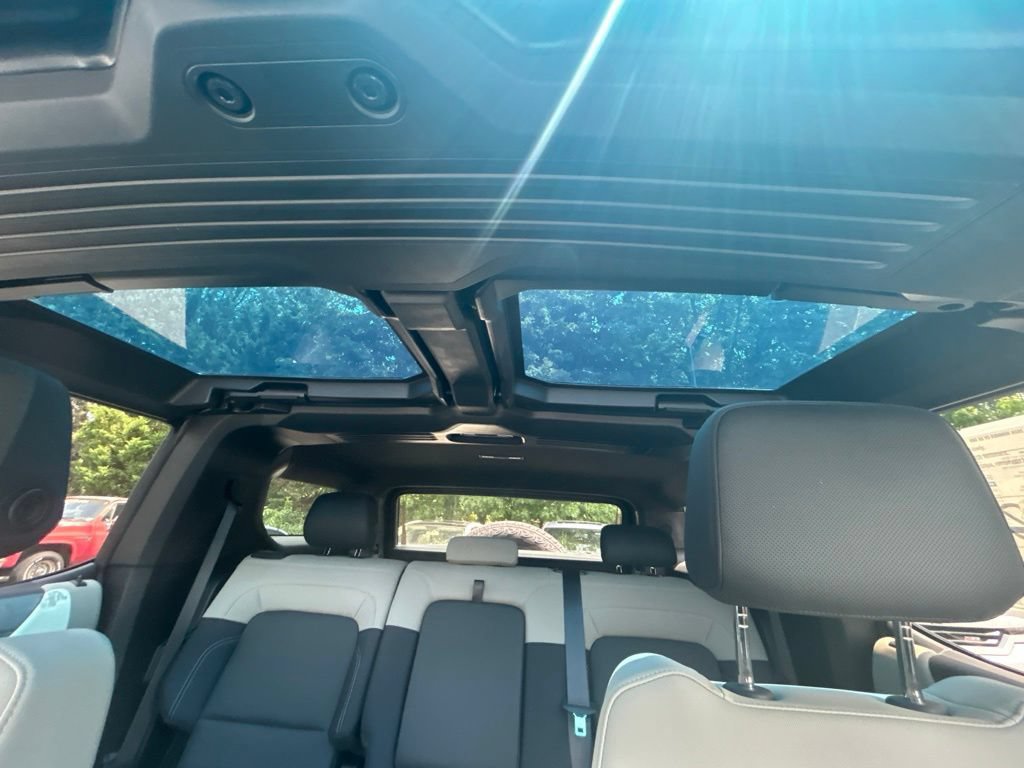 New 2026 GMC Hummer EV SUV AWD/4WD image 38