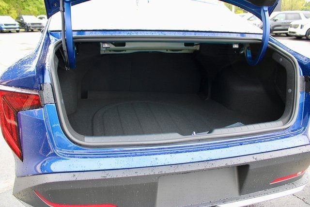 New 2025 Kia K4 EX image 15