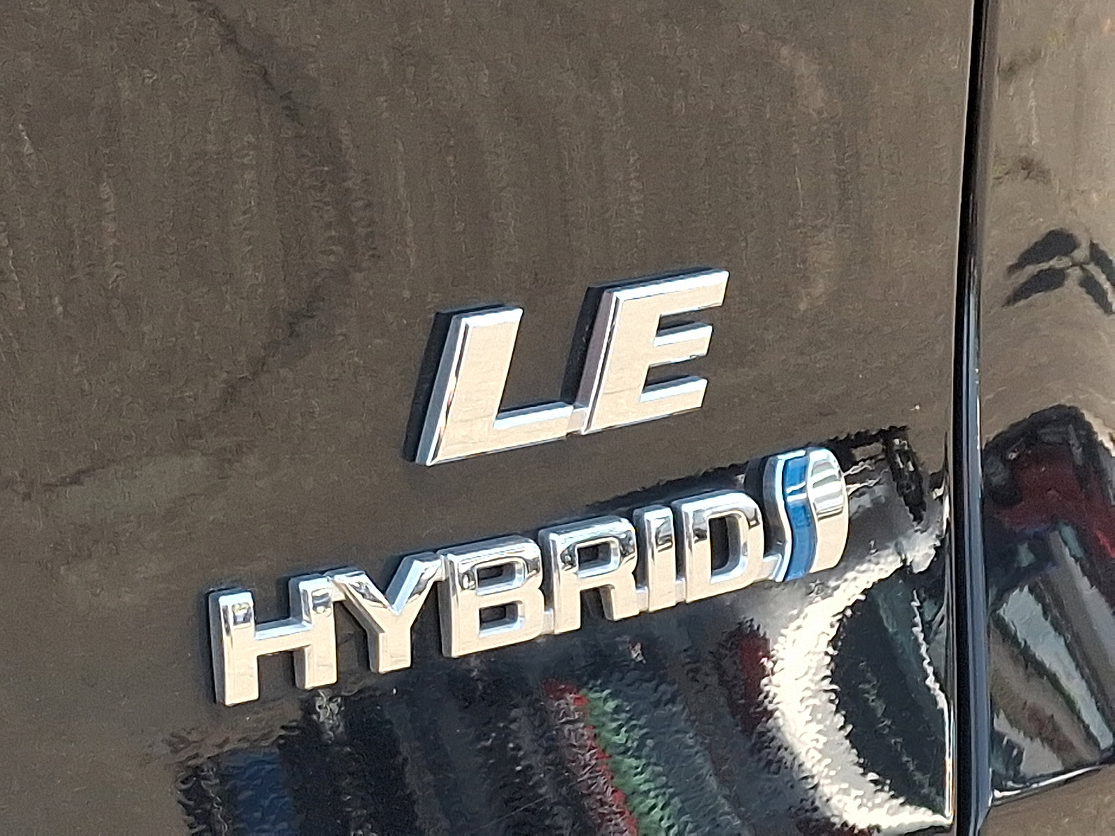 Certified 2021 Toyota RAV4 LE image 30