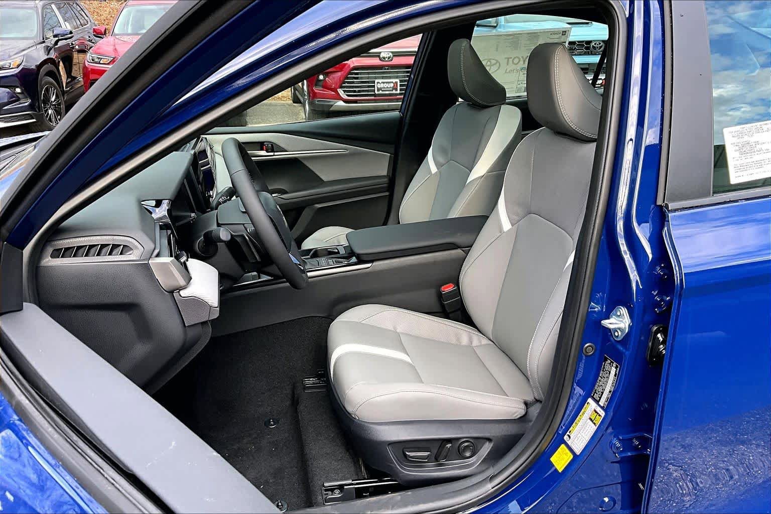 New 2026 Toyota Camry SE AWD/4WD image 9