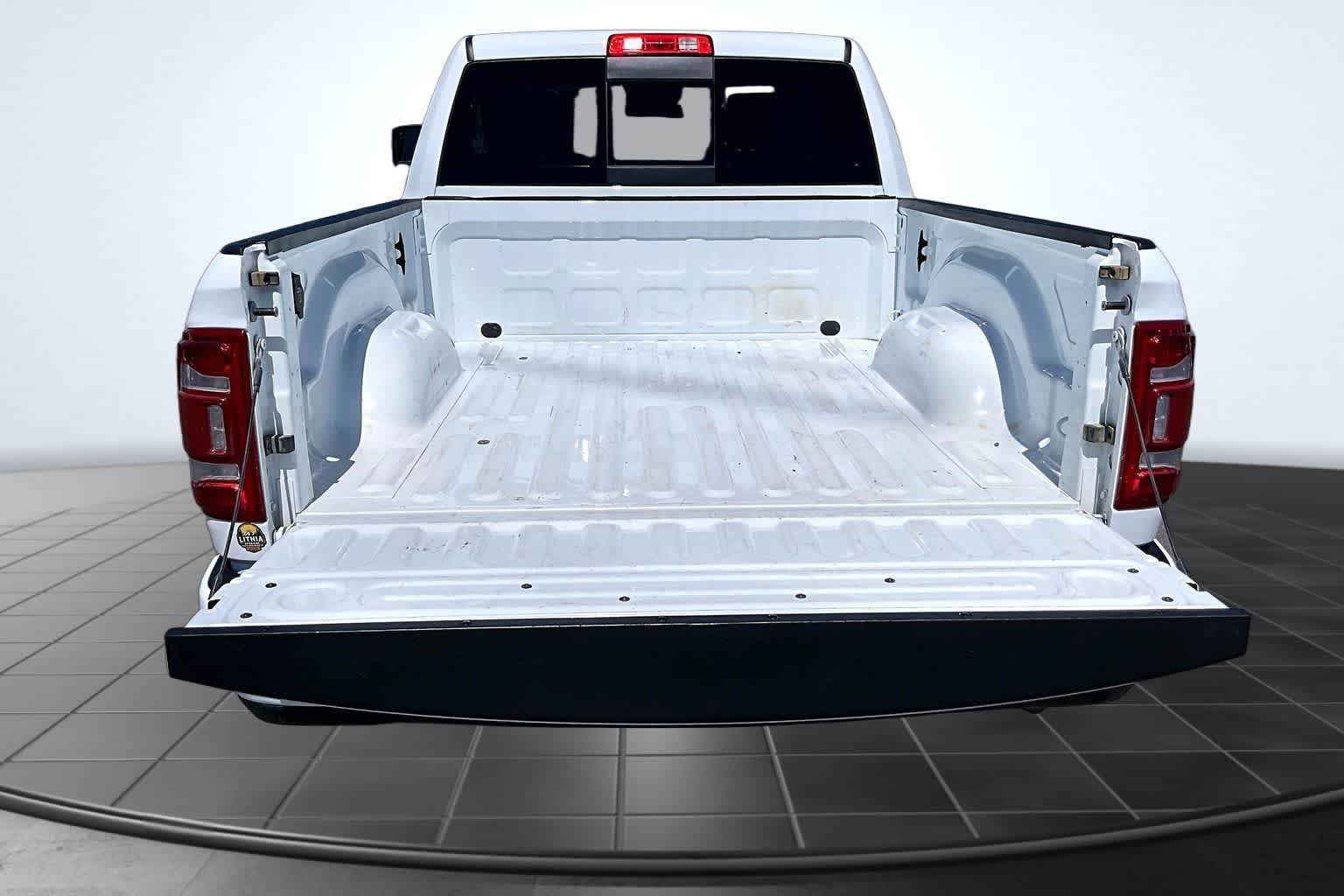 Used 2024 RAM 2500 Laramie w/ Safety Group AWD/4WD image 19