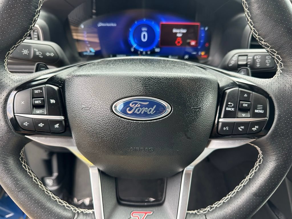 Used 2023 Ford Explorer ST AWD/4WD image 25