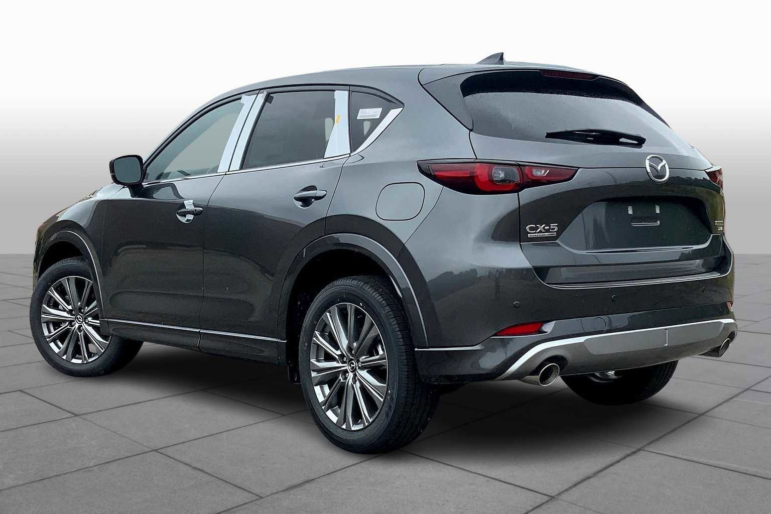 New 2025 MAZDA CX-5 Signature image 3