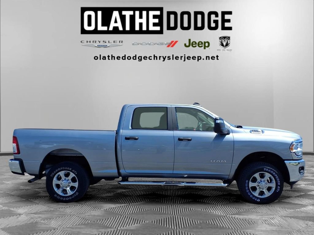 Used 2024 RAM 2500 Big Horn AWD/4WD image 30
