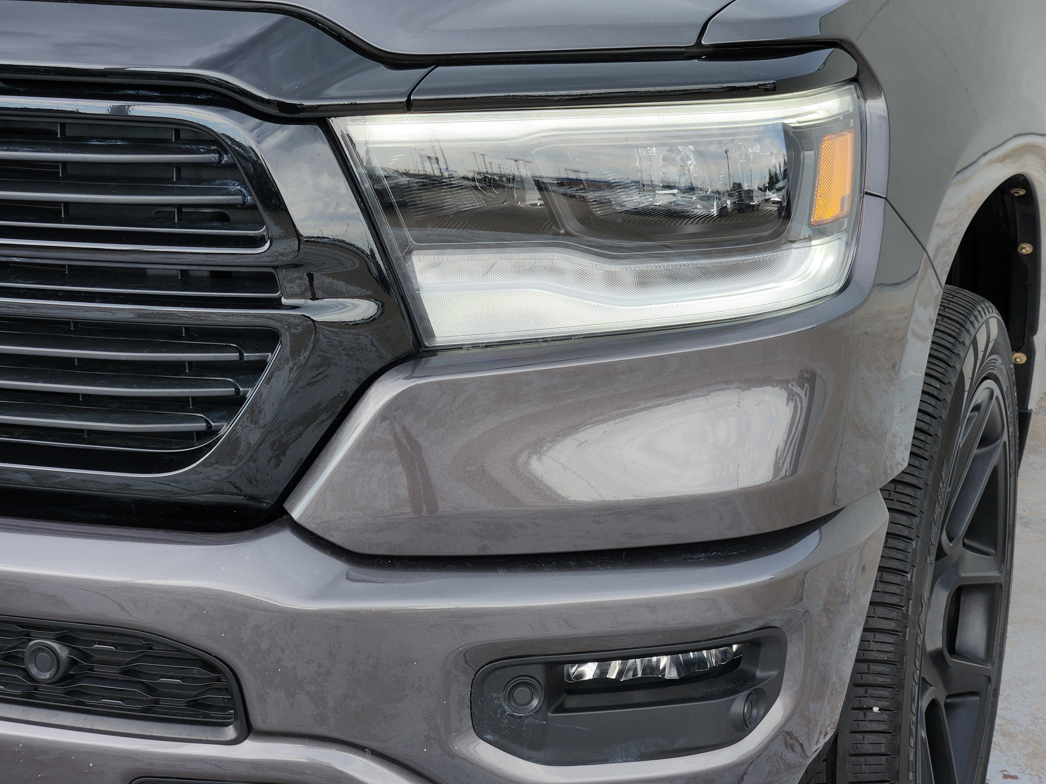 Used 2023 RAM 1500 Laramie AWD/4WD image 11