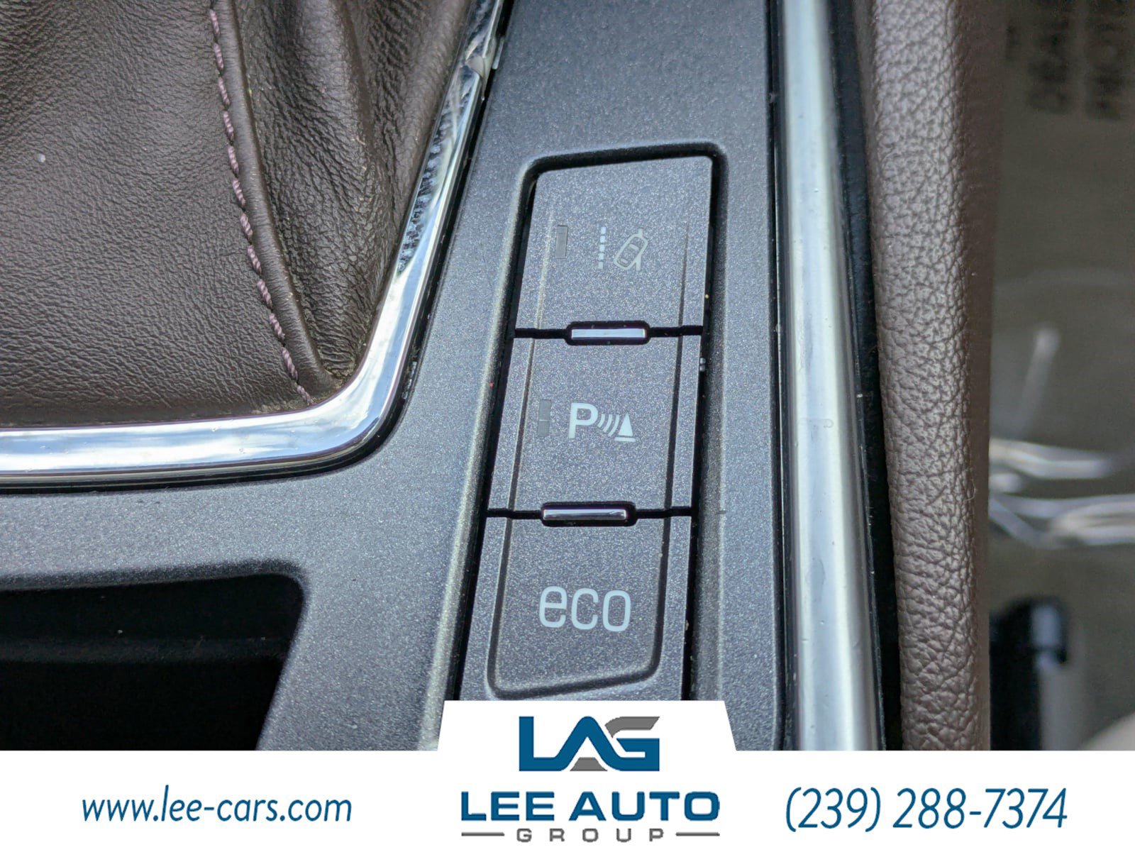 Used 2015 Cadillac SRX Luxury w/ Driver Awareness Package FWD image 27