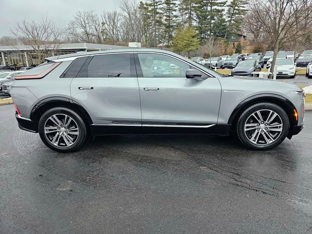 Used 2024 Cadillac Lyriq Luxury w/ LPO, Floor Liner Package image 8