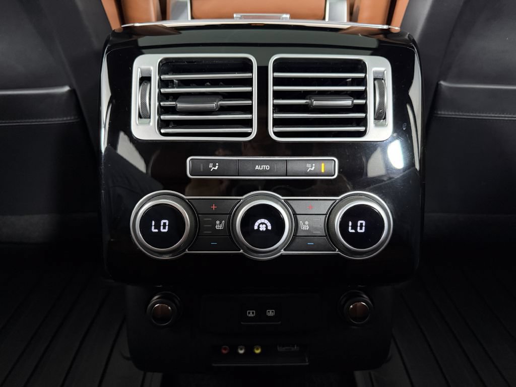 Used 2016 Land Rover Range Rover Long Wheelbase Autobiography AWD/4WD image 45