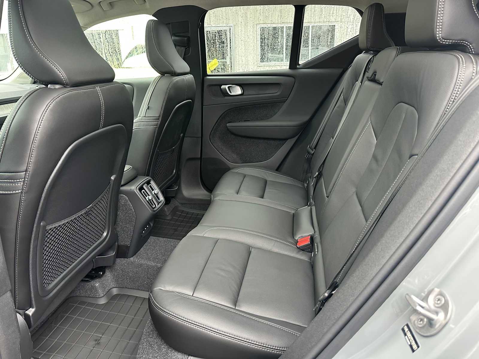 New 2026 Volvo XC40 B5 Plus w/ Protection Package Premier image 15