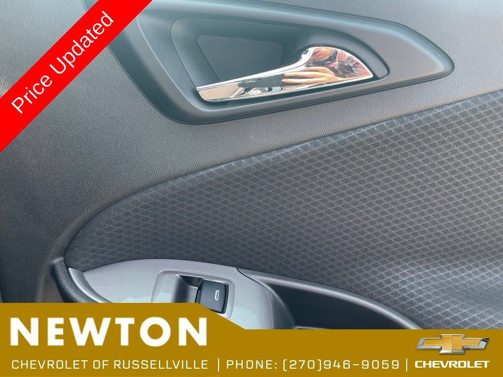 Used 2025 Chevrolet Malibu RS FWD image 29