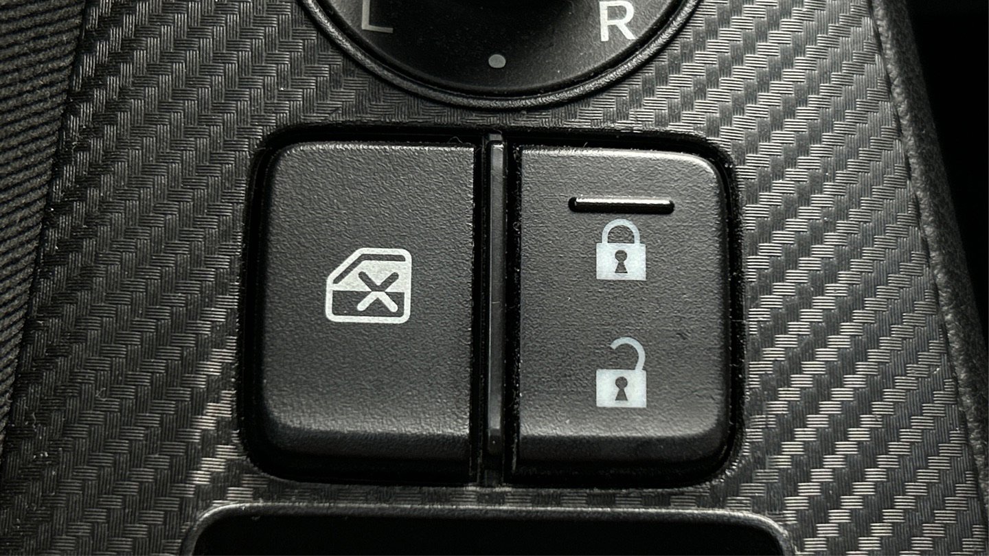 Used 2014 MAZDA MAZDA3 i Sport image 36