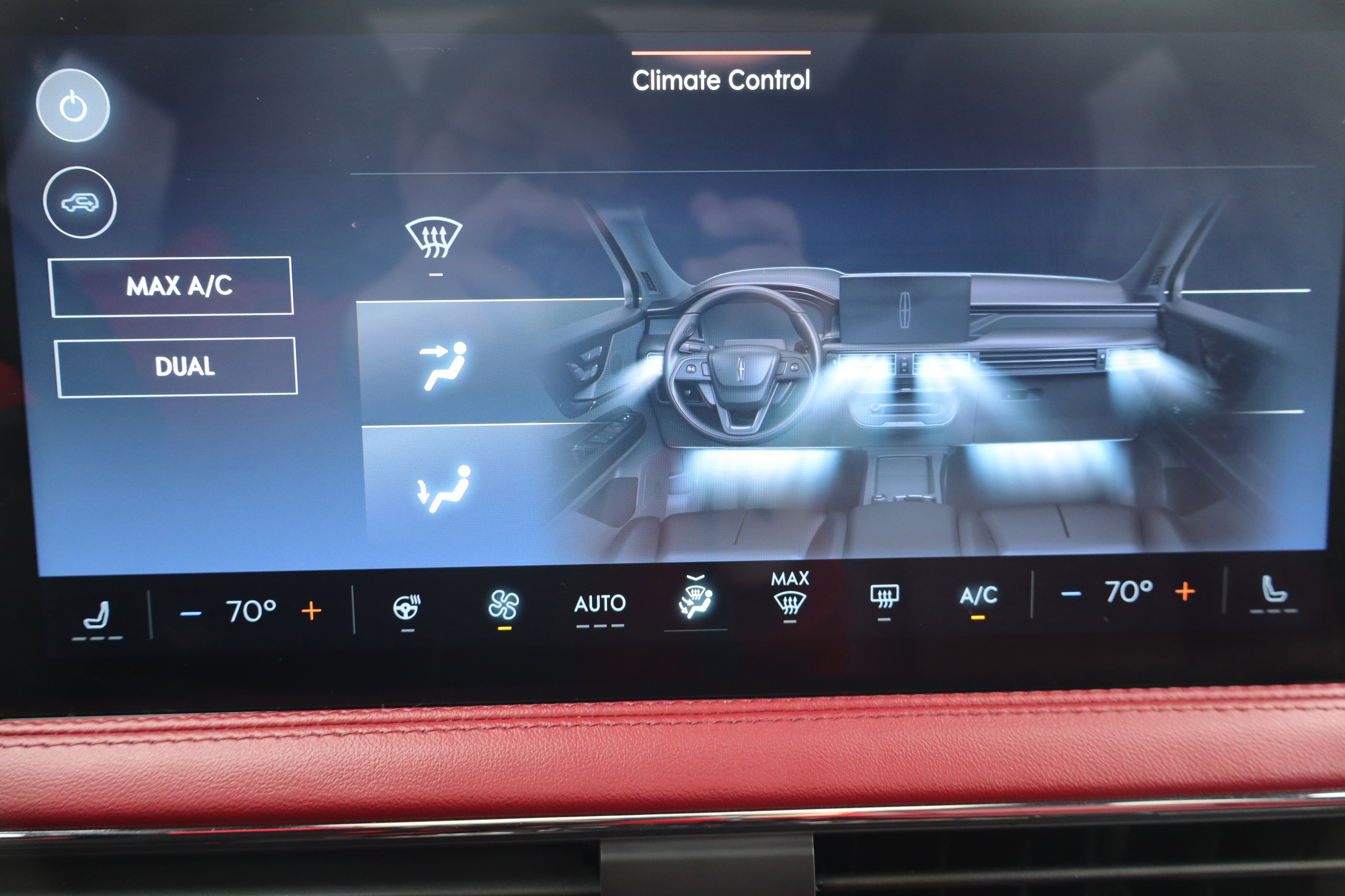 Used 2025 Lincoln Corsair Reserve AWD/4WD image 22