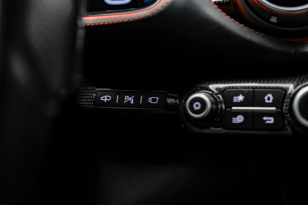 Used 2019 Ferrari 812 Superfast RWD image 33