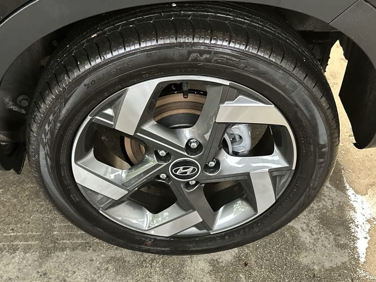 New 2026 Hyundai Venue SEL FWD image 11