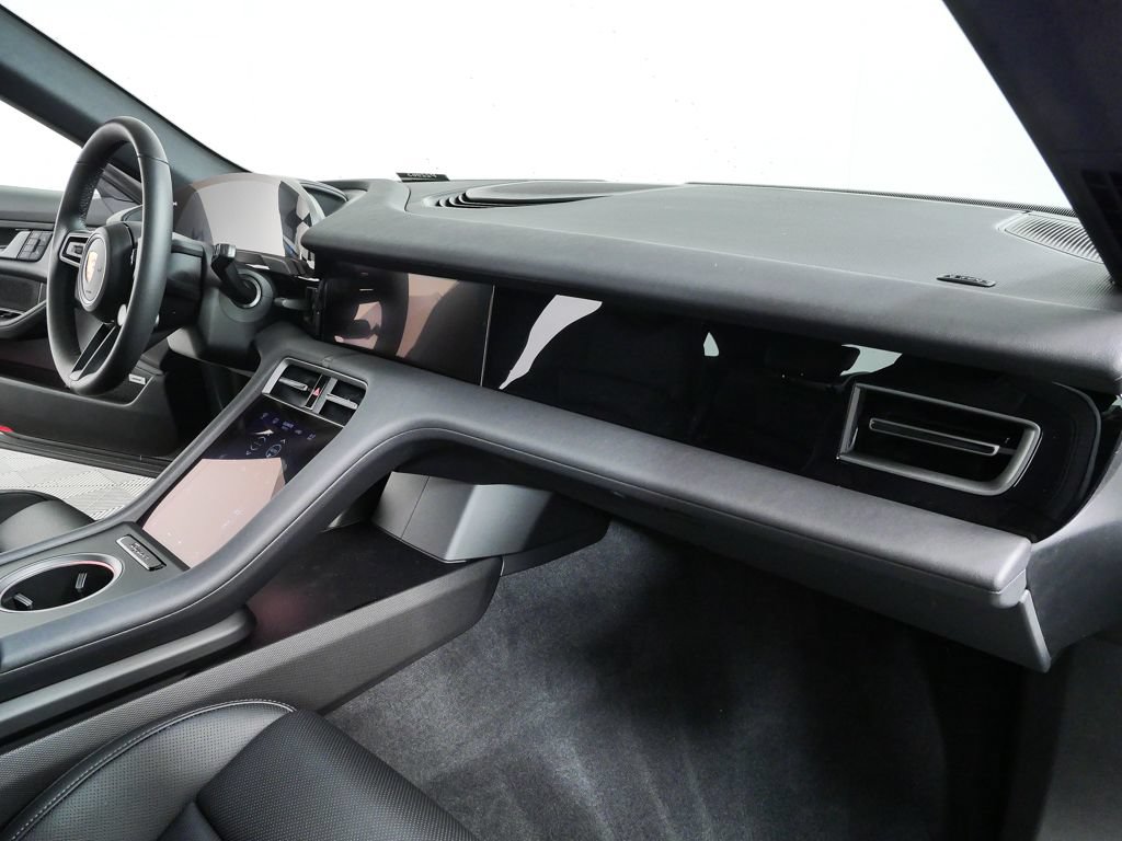 New 2026 Porsche Taycan 4S AWD/4WD image 26