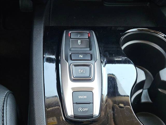 Used 2017 Honda Pilot Touring image 11