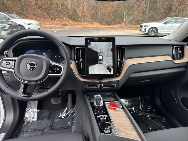 Used 2026 Volvo XC60 B5 Plus w/ Protection Package Premier image 15