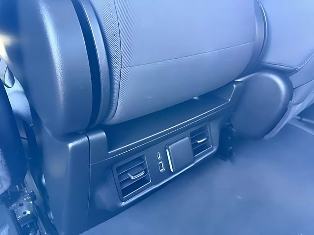 Used 2023 Chevrolet Silverado 1500 LT AWD/4WD image 28