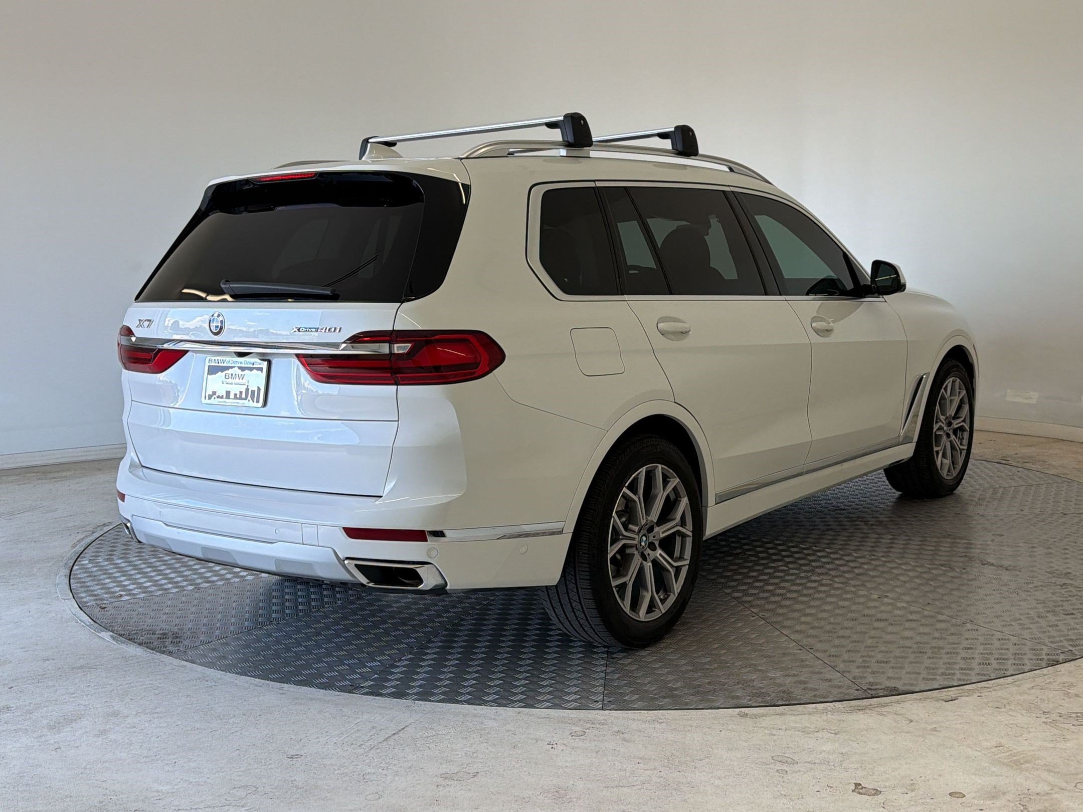 Used 2022 BMW X7 xDrive40i w/ Cold Weather Package AWD/4WD image 9