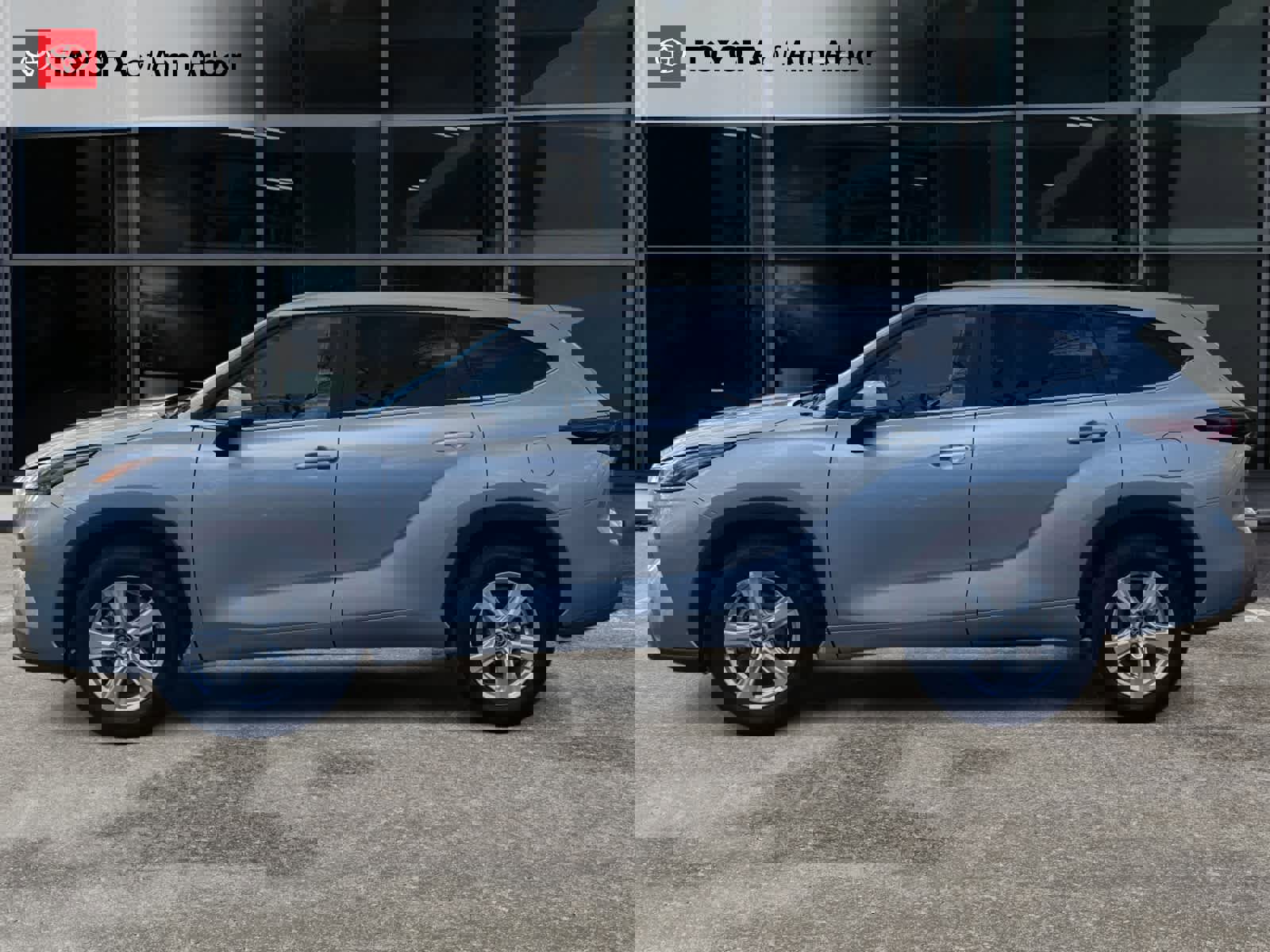 Used 2025 Toyota Highlander LE image 8