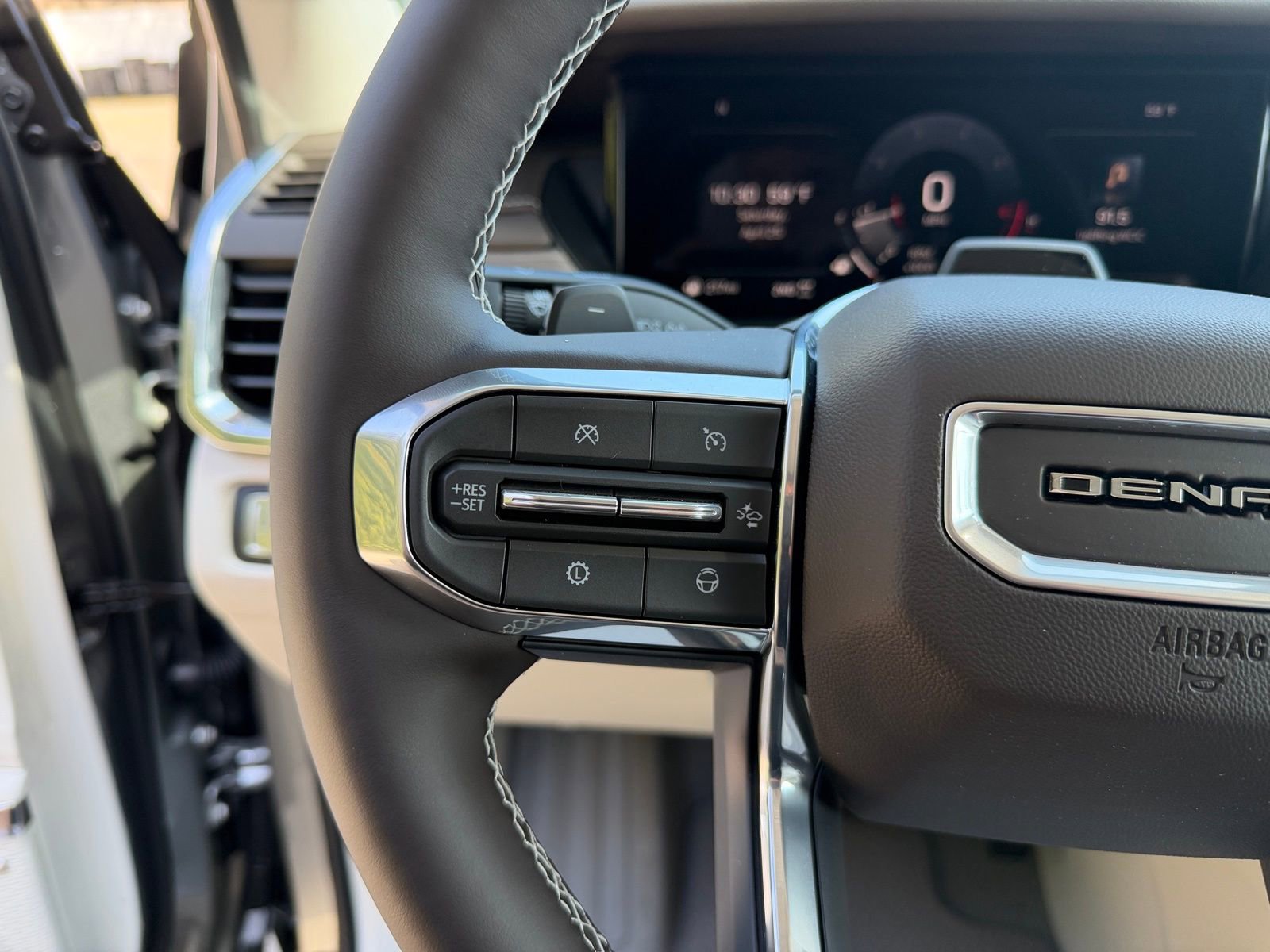New 2026 GMC Acadia Denali w/ Super Cruise Package AWD/4WD image 14