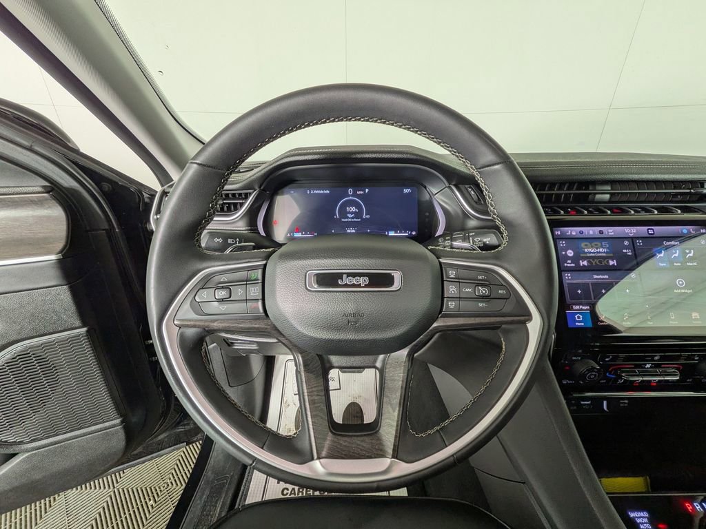 Certified 2023 Jeep Grand Cherokee L Limited image 21