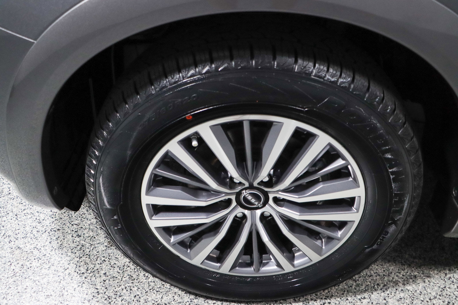 Used 2022 Nissan Armada SL w/ Captain's Chairs Package image 11