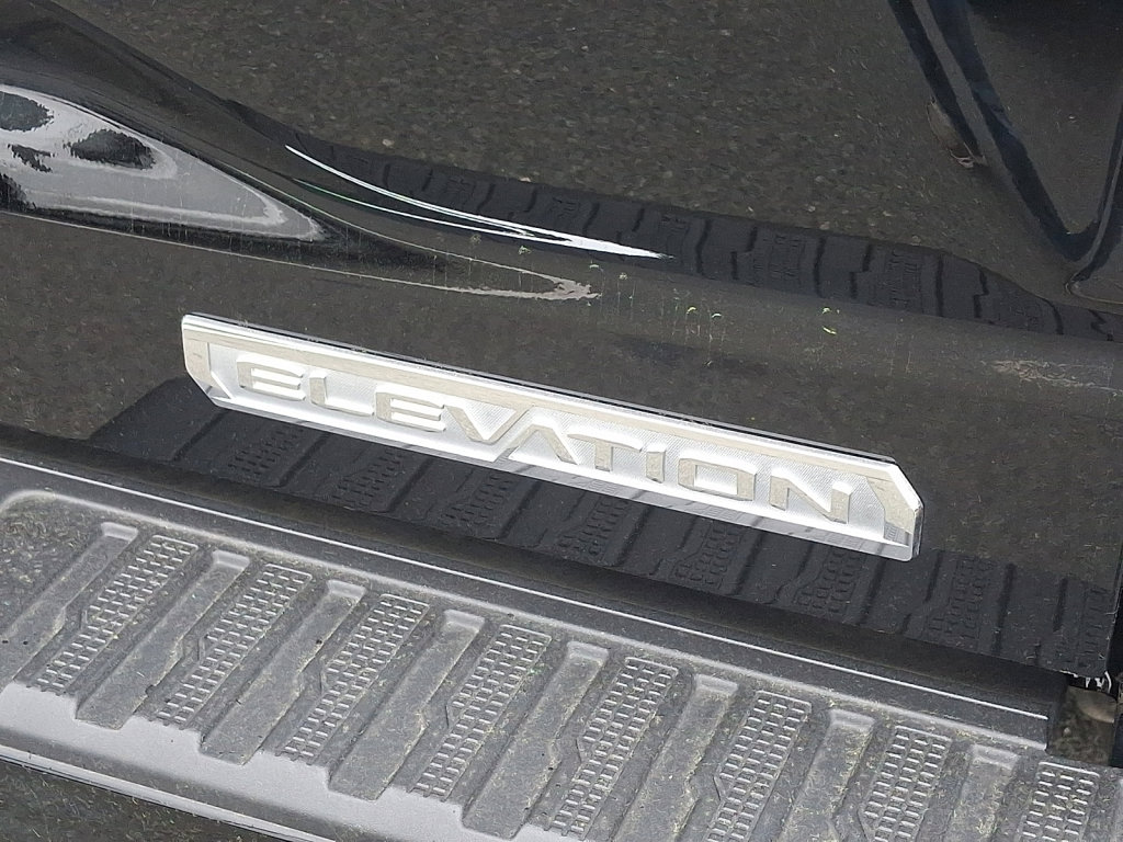 Used 2025 GMC Sierra 1500 Elevation AWD/4WD image 17