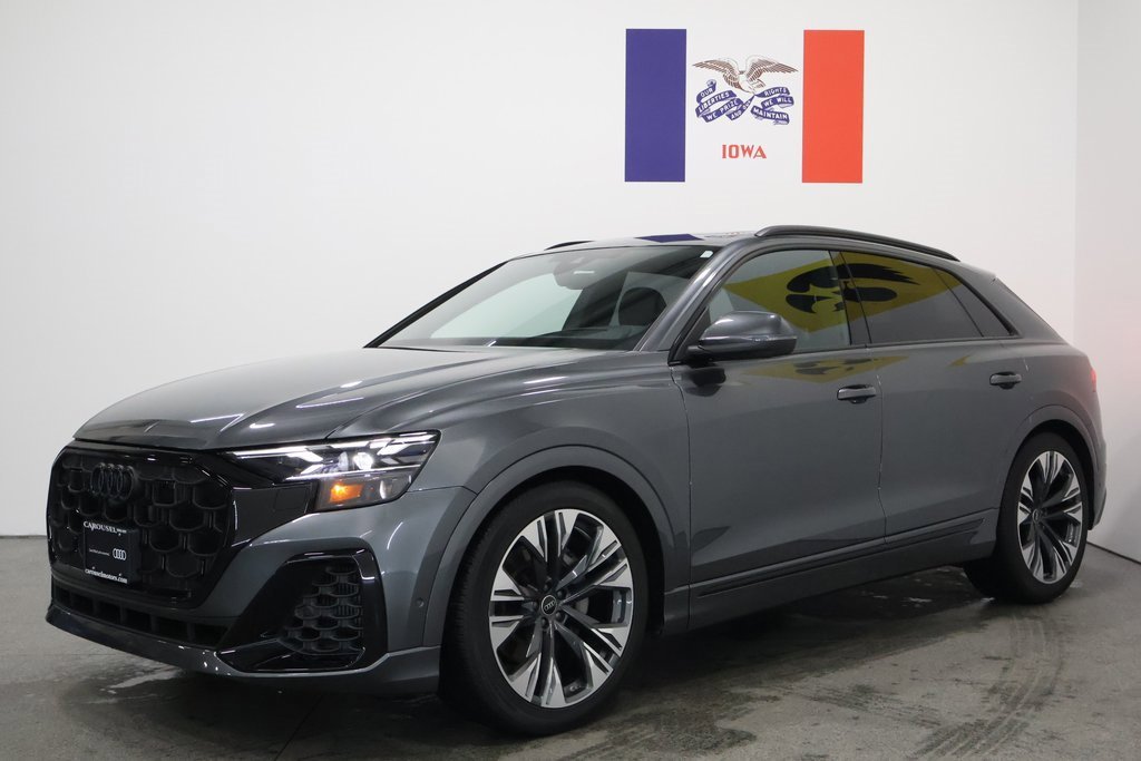 Certified 2025 Audi Q8 Prestige image 8