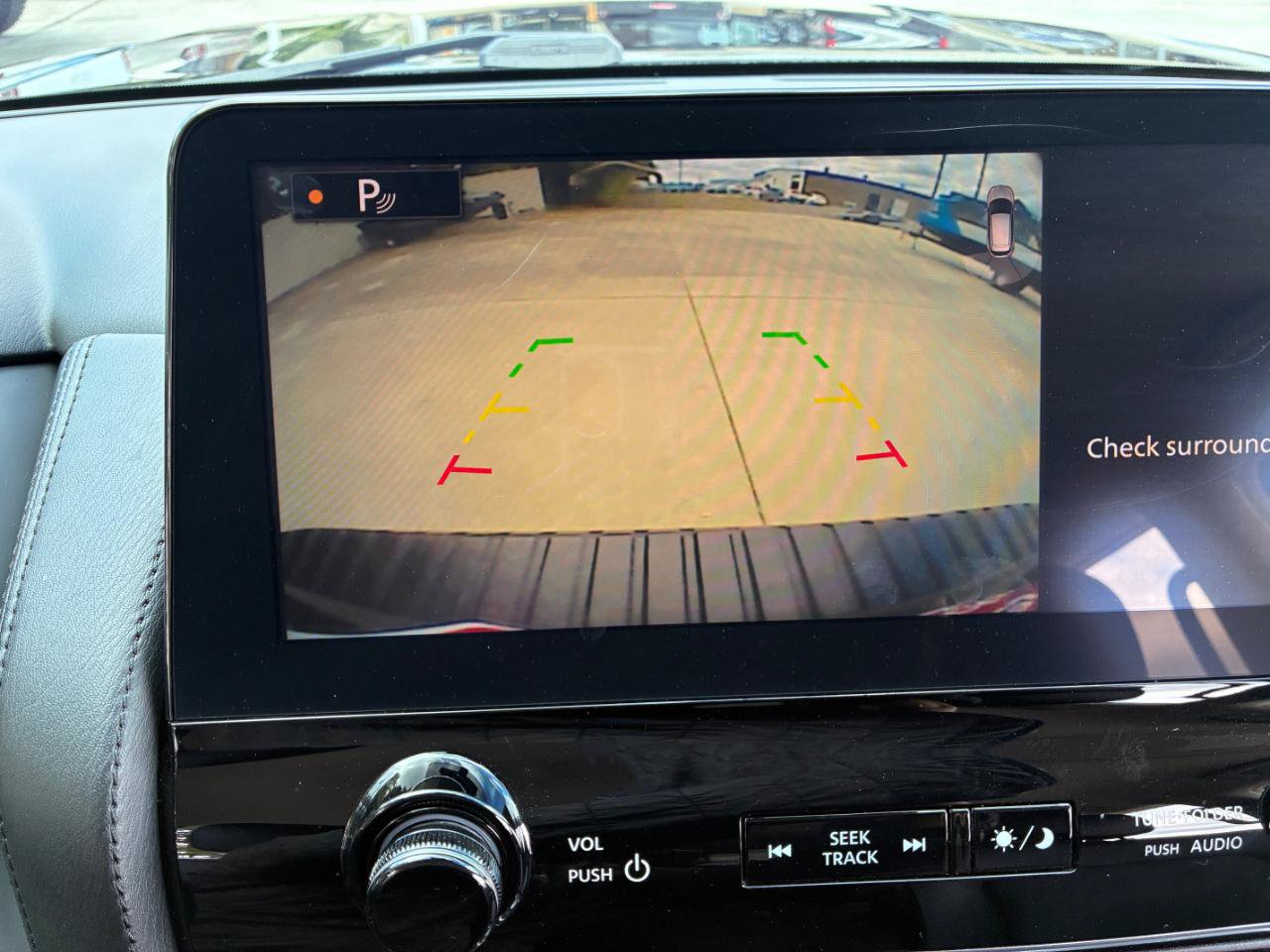 Used 2023 Nissan Armada SV AWD/4WD image 19