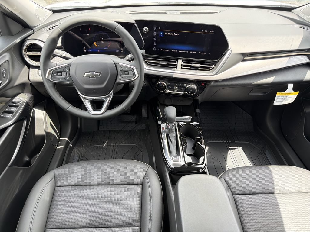 New 2026 Chevrolet Trax ACTIV w/ Driver Confidence Package FWD image 2