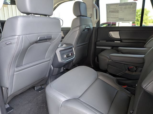New 2026 Ford Expedition Max Active AWD/4WD image 19