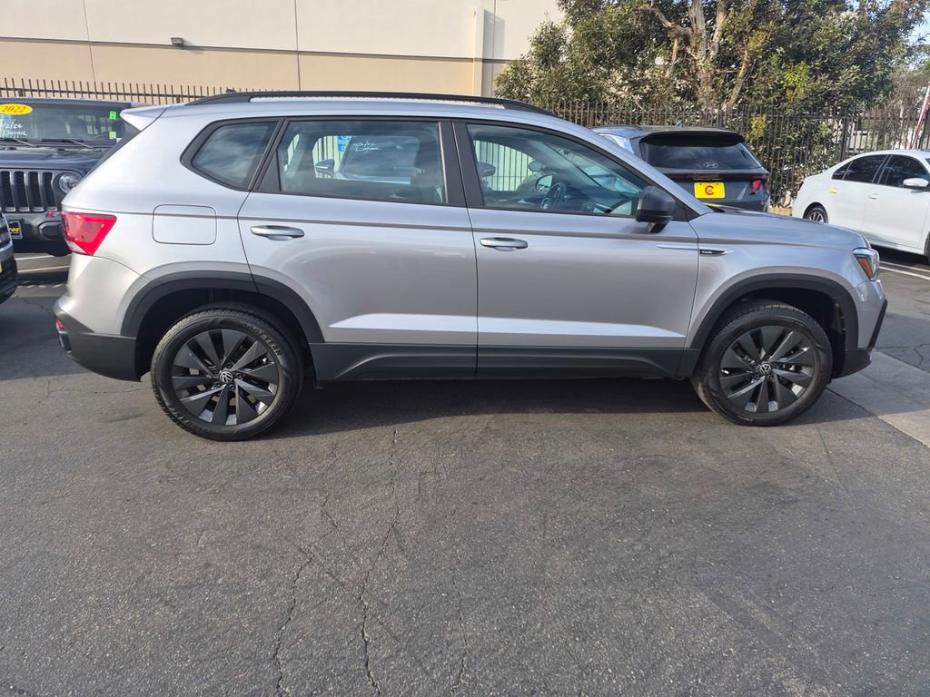 Certified 2023 Volkswagen Taos S FWD image 7