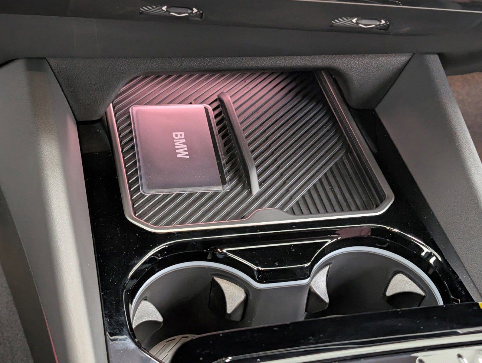 Used 2025 BMW 530i RWD image 25