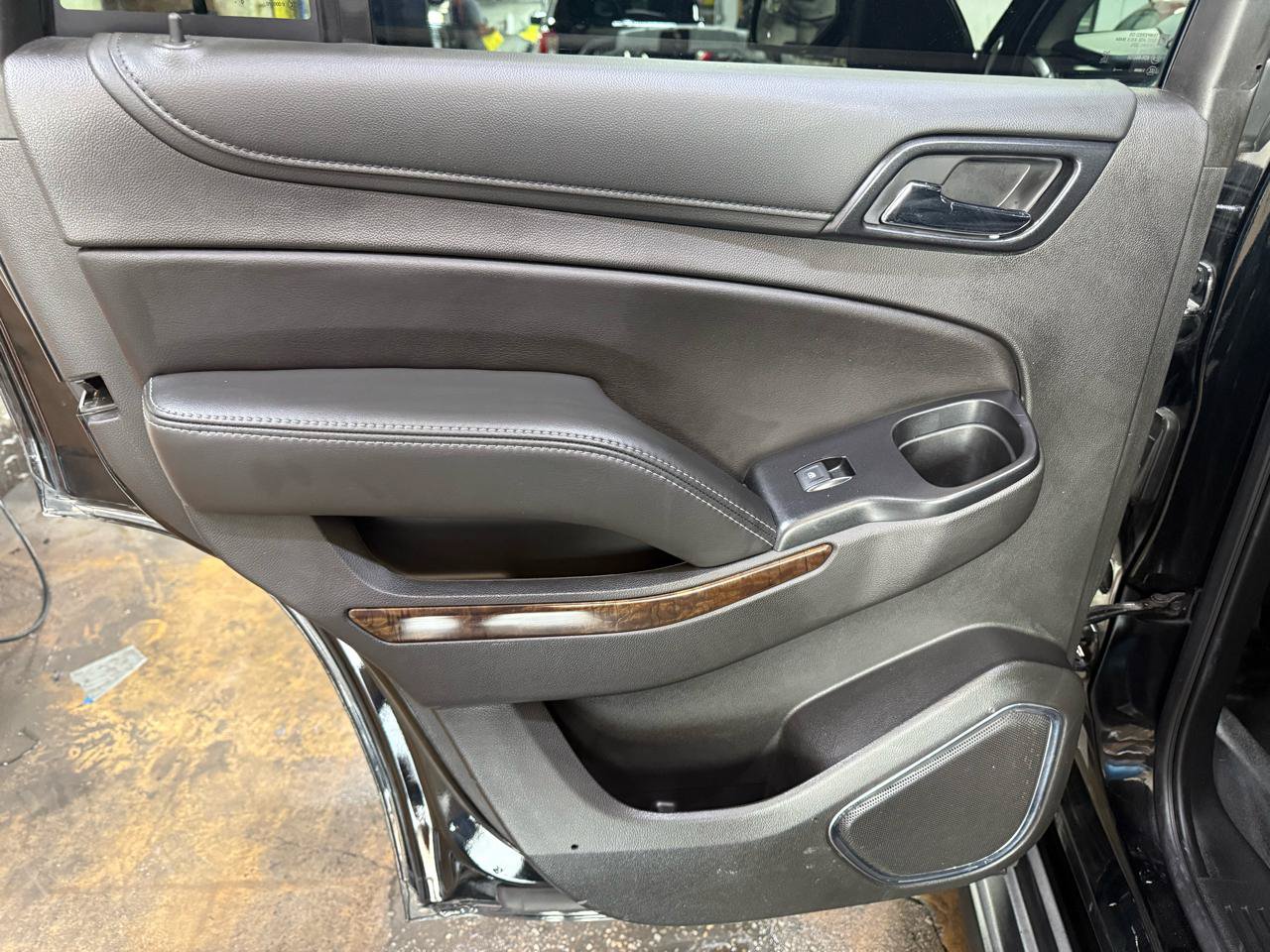 Used 2020 Chevrolet Tahoe 2WD image 25