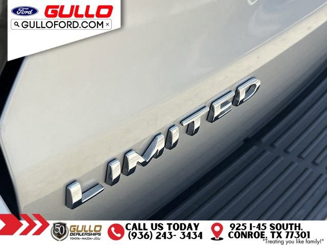 Used 2018 Ford Expedition Max Limited w/ Equipment Group 302A RWD image 32