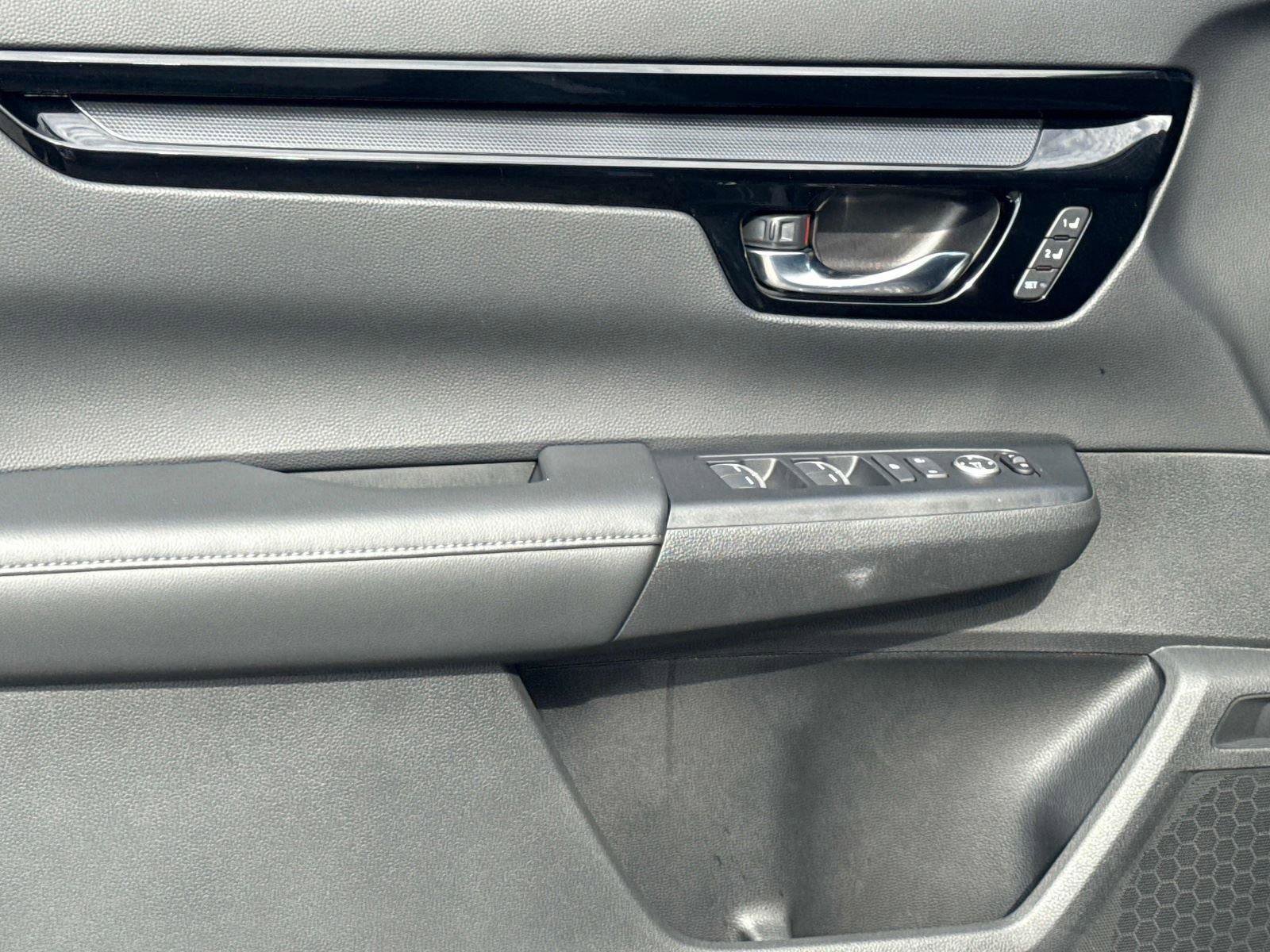 Used 2023 Honda CR-V EX-L image 19