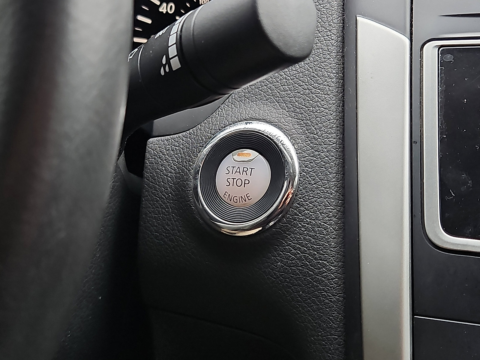 Used 2016 Nissan Altima 2.5 SR w/ LED Appearance Package image 20