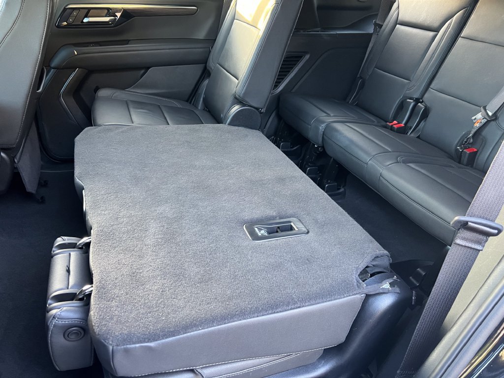 Used 2025 Chevrolet Tahoe LT AWD/4WD image 15