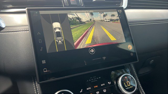 Used 2025 Jaguar F-PACE R-Dynamic S image 14