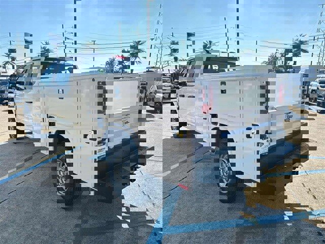 New 2026 Ford F250 XL w/ XL Chrome Package image 5