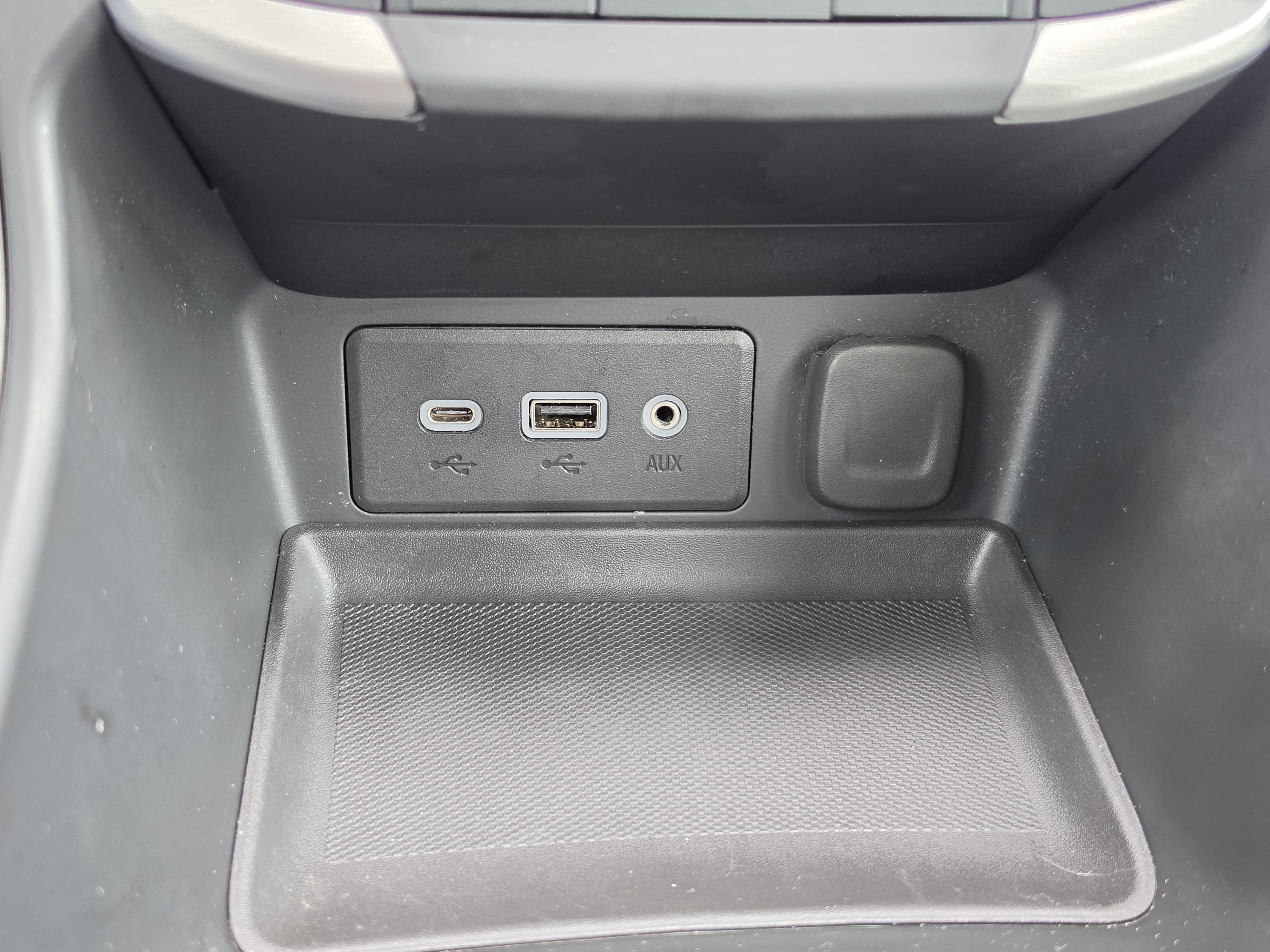 Certified 2024 GMC Terrain SLE w/ Driver Convenience Package FWD image 25