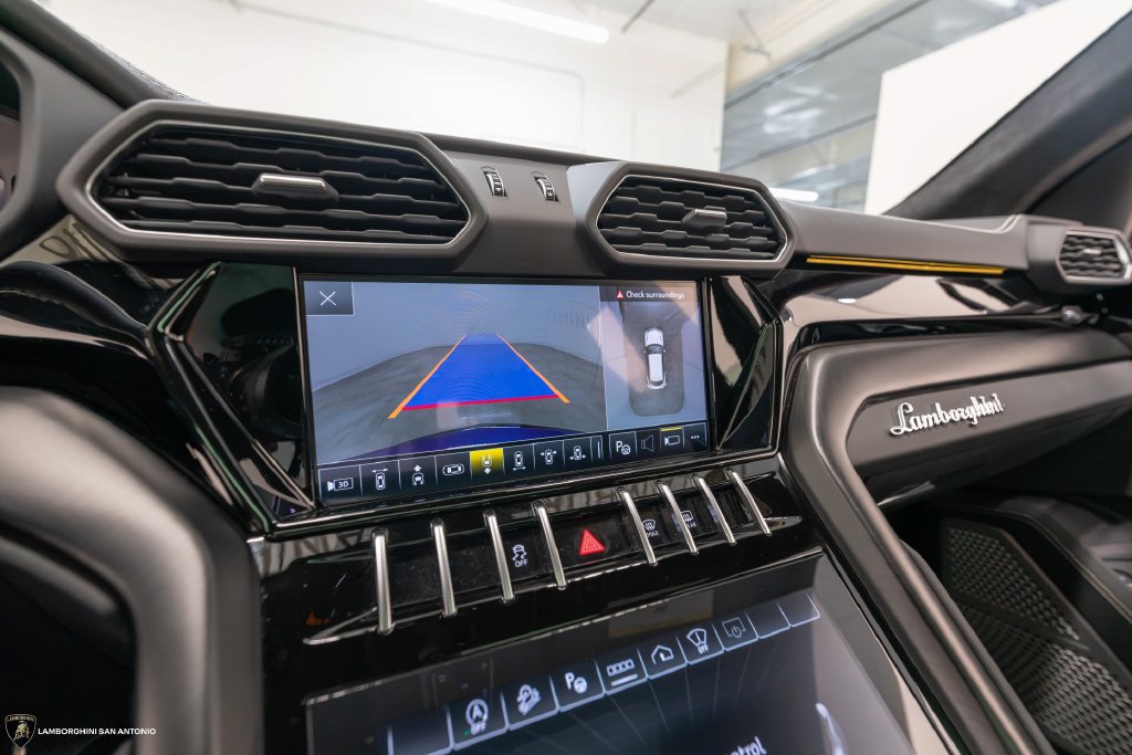 Used 2024 Lamborghini Urus S AWD/4WD image 49