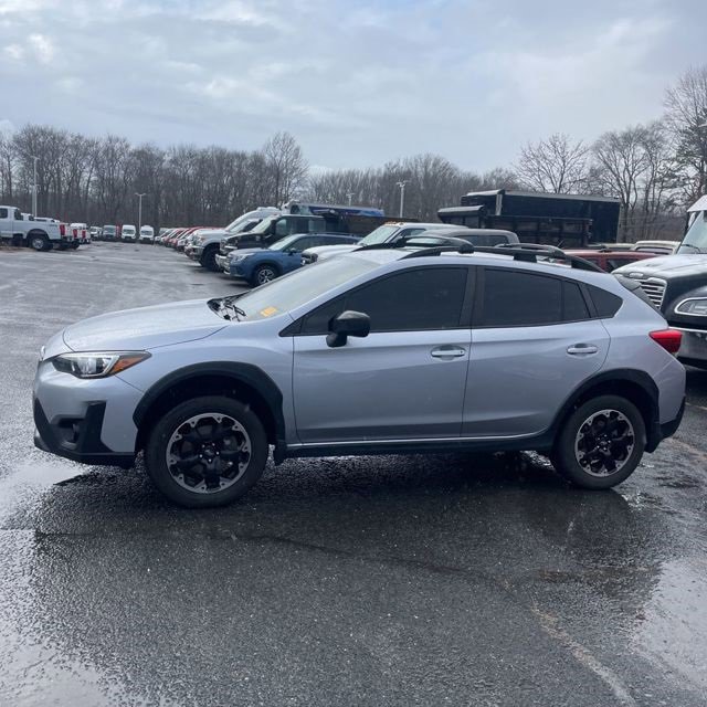Used 2023 Subaru Crosstrek 2.0i image 3