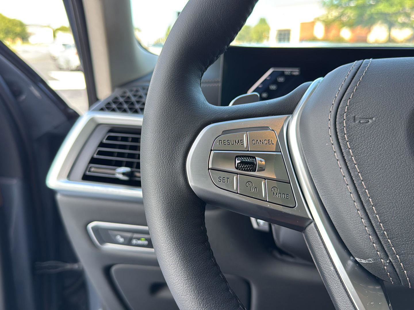 New 2026 BMW X7 xDrive40i image 18