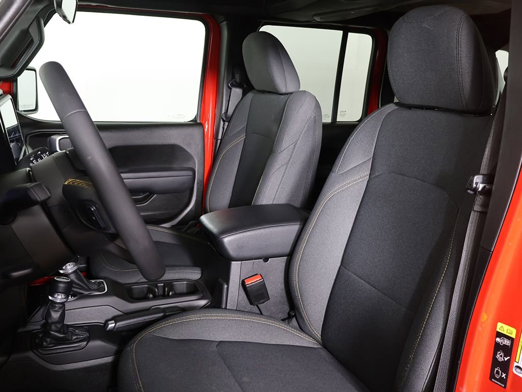 Used 2024 Jeep Wrangler Unlimited w/ LED Headlamp & Fog Lamp Group image 23