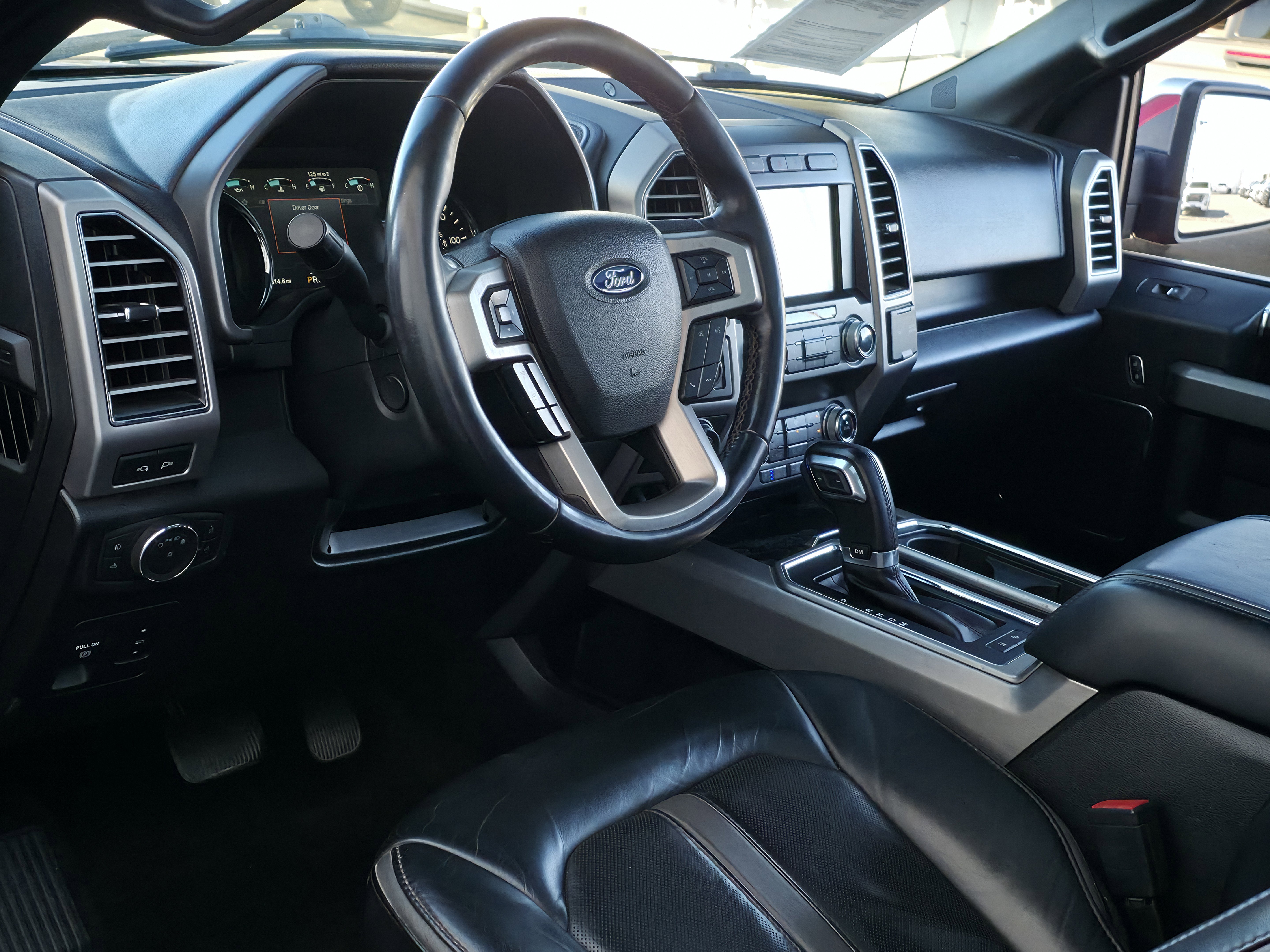 Used 2020 Ford F150 Platinum w/ Equipment Group 701A Luxury image 13