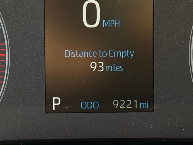 Used 2025 Toyota Corolla SE image 13